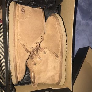 Chestnut Uggs ‼️SOLD‼️